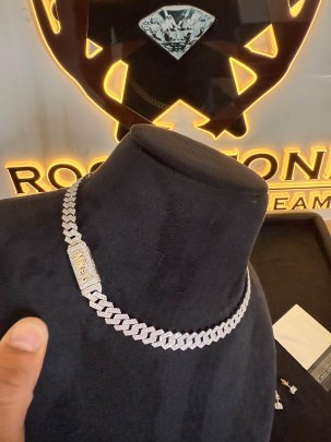 10mm Custom Lock Iced Out Square Cuban Chain For Men And Women 0