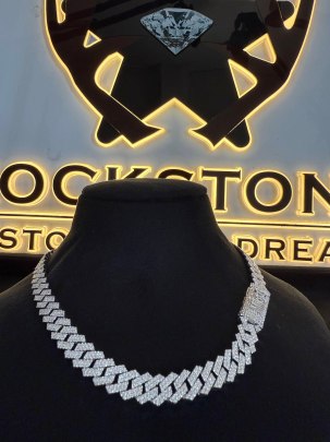 20 Inch 10mm Square Iced Out Cuban  1