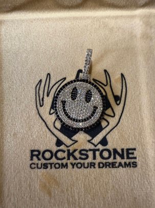 33mm Smiley Emoji Pendant With White And Black Diamonds 0